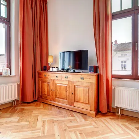 Ahlbeck, Medici - Seitlicher Meerblick *